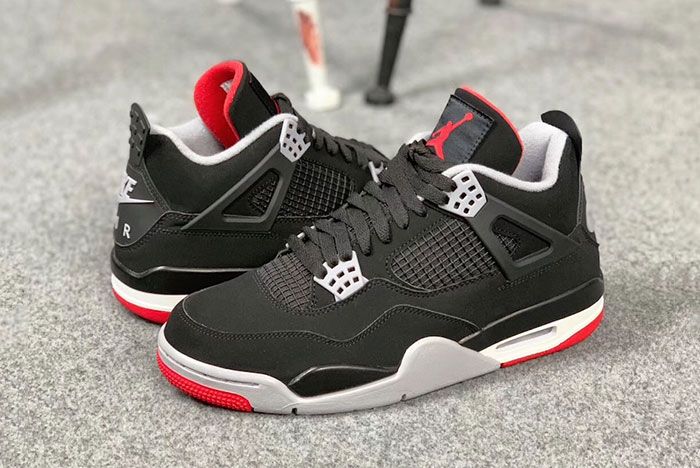 Nike Air Jordan 4 Retro Military Black Sneaker